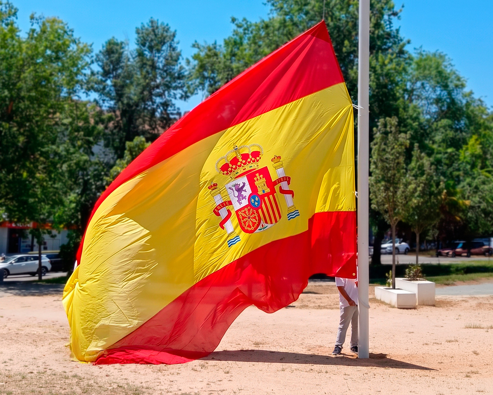 Mástil 22 m, plaza consistorial